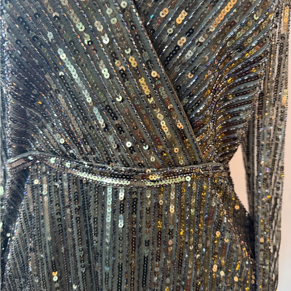 Mac Duggal Sequin & Mesh Metallic Mini Dress 14 L XL Deep V Plunge Long Sleeve - Picture 2 of 13